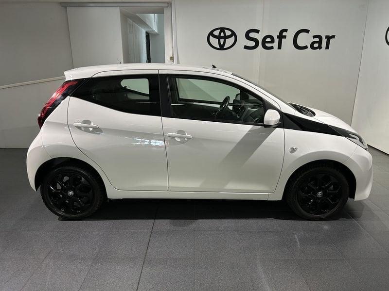 Toyota Aygo Aygo Connect 1.0 VVT-i 72 CV 5 porte x-play