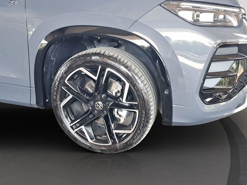 Volkswagen Tayron 2.0 TDI SCR R-Line Plus DSG 4MOTION