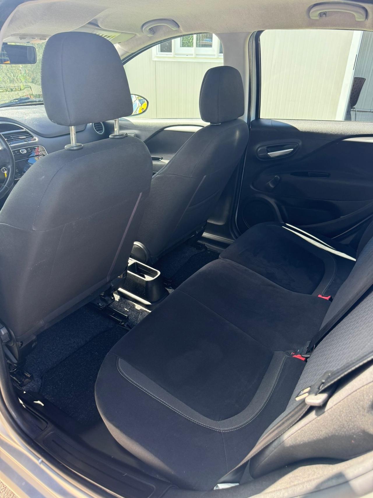 Fiat Punto 1.3 diesel 95 CV 2016 Lounge garanzia