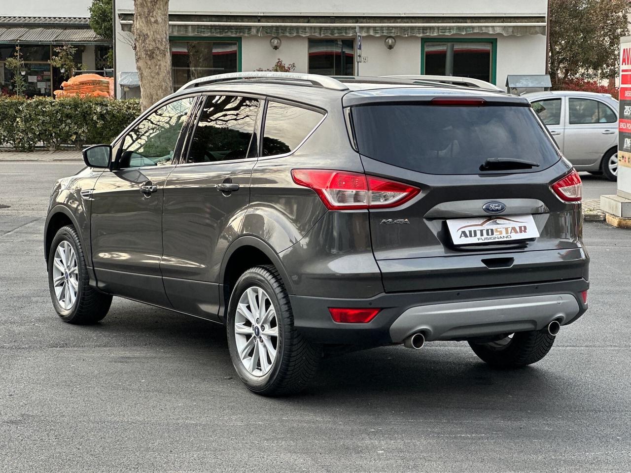 Ford Kuga 2.0 TDCI 150 CV S&S 4WD Titanium
