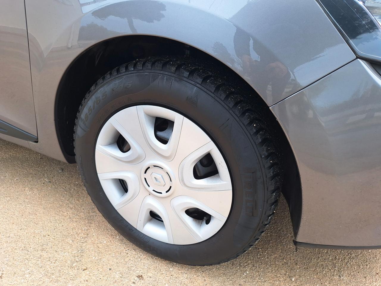 Renault Clio 1.2 BENZINA 5 porte "PERFETTA"