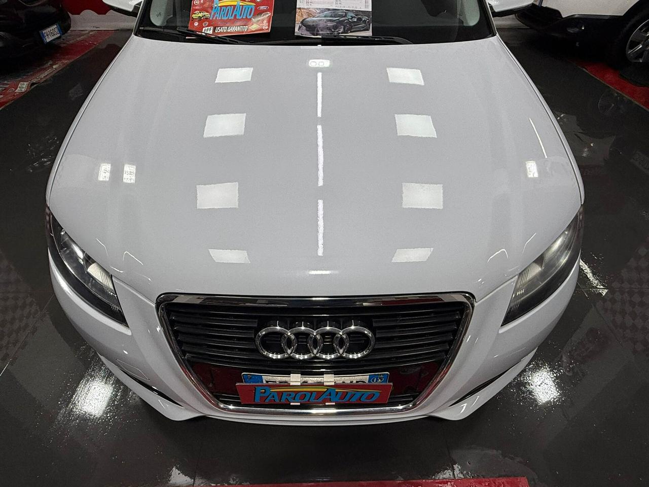 Audi A3 SPB 1.6 TDI 90cv Young - 2013