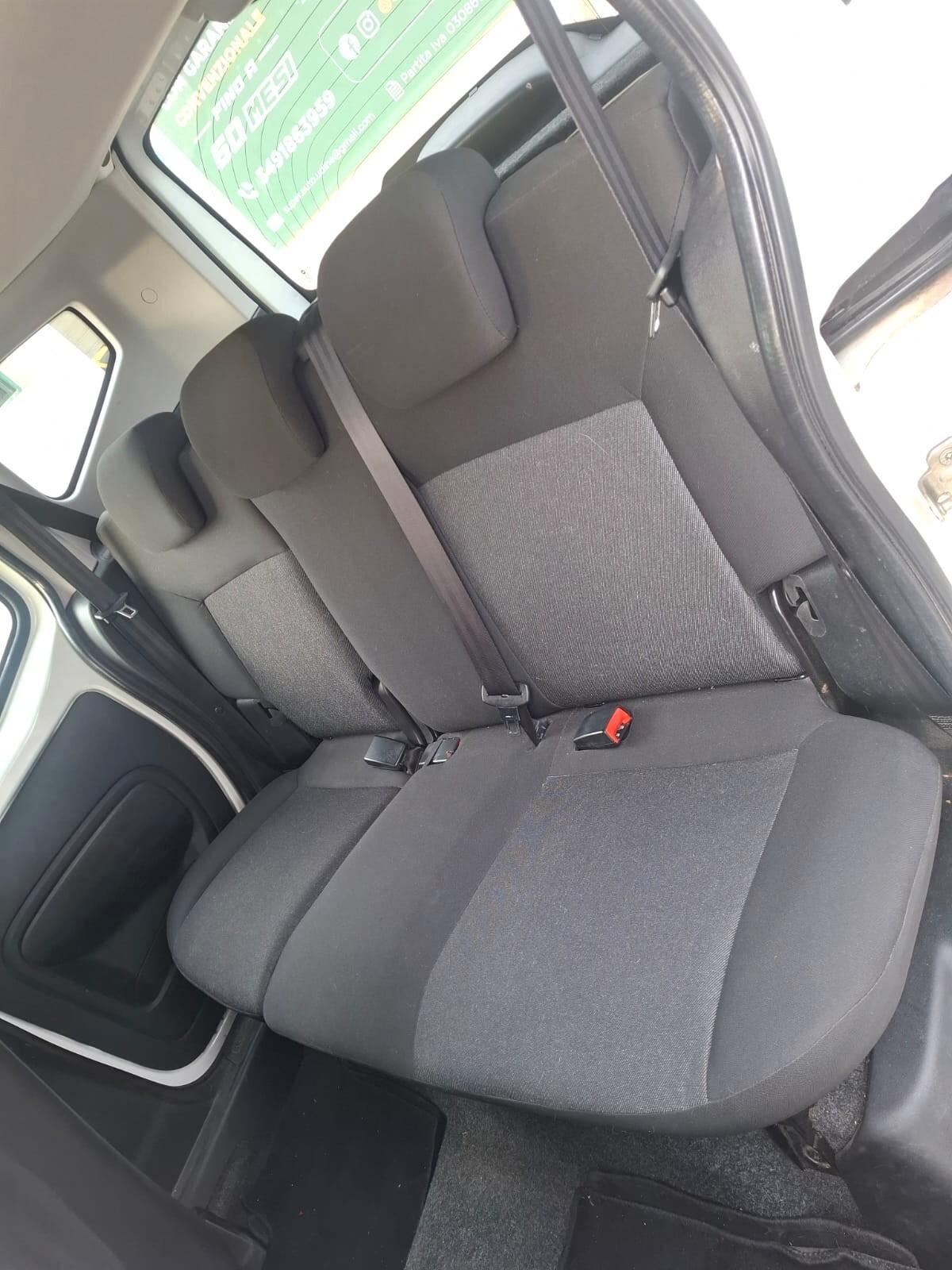 Fiat Qubo 1.4 8V 77 CV Lounge (57Kw)