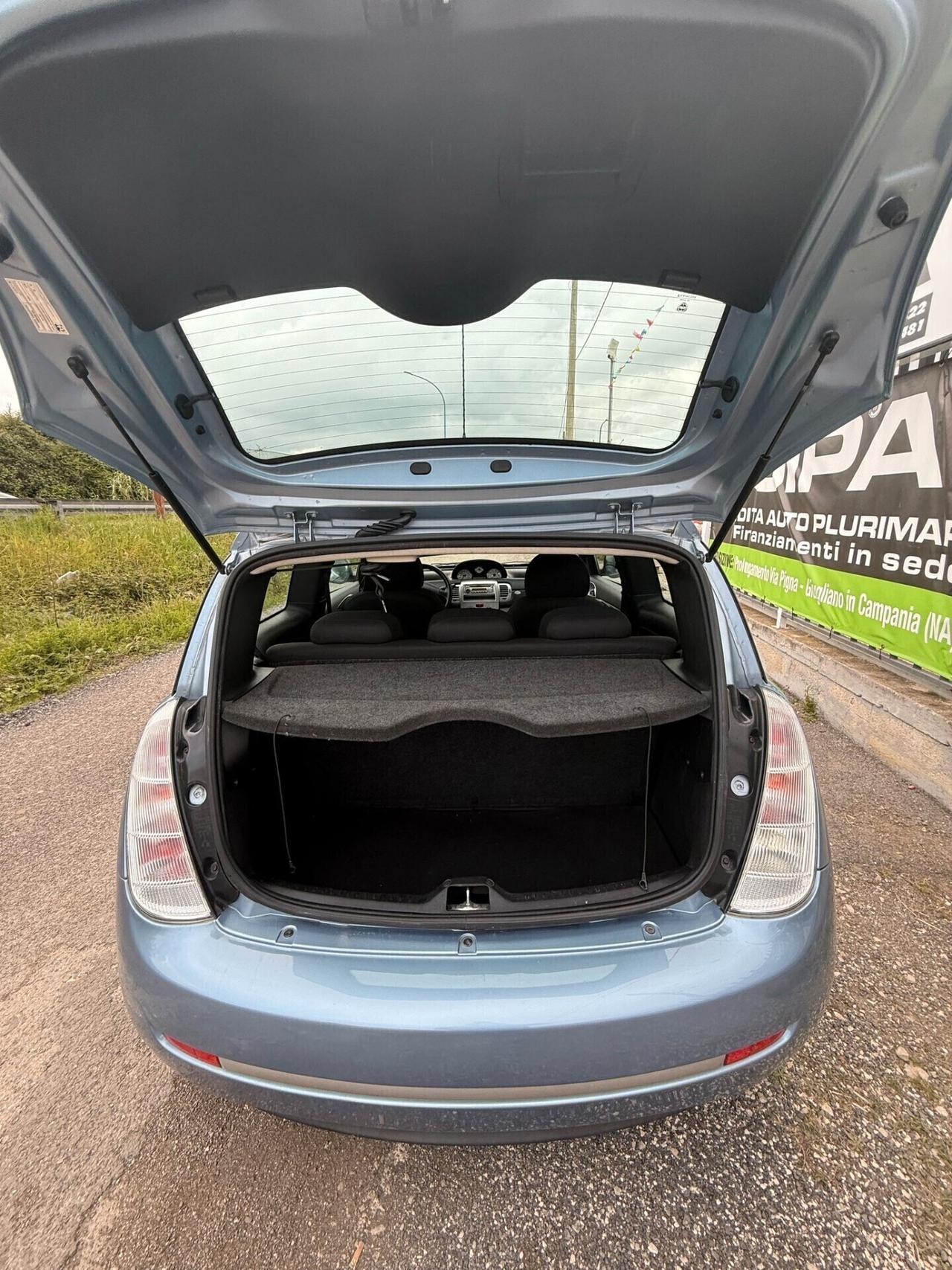 Lancia Ypsilon 1.2 Versus