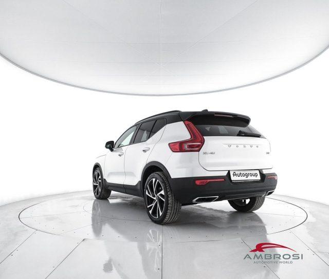 VOLVO XC40 D3 R-design