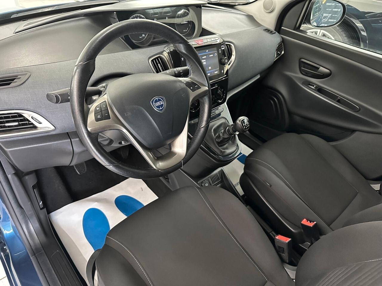 Lancia Ypsilon 1.0 firefly hybrid Gold s -IVA ESPOSTA