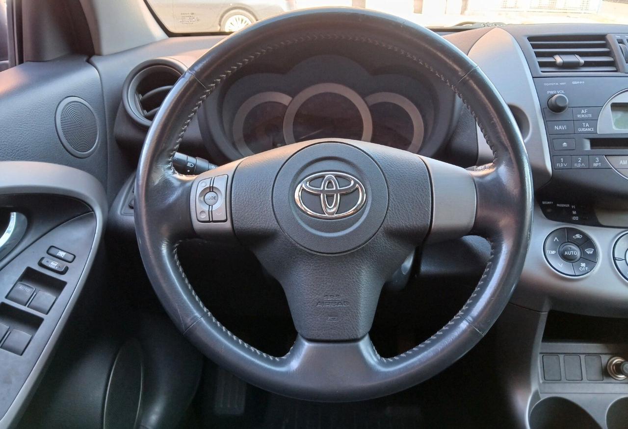 TOYOTA Rav4 Sol 2.200 D-4D 136cv 4WD