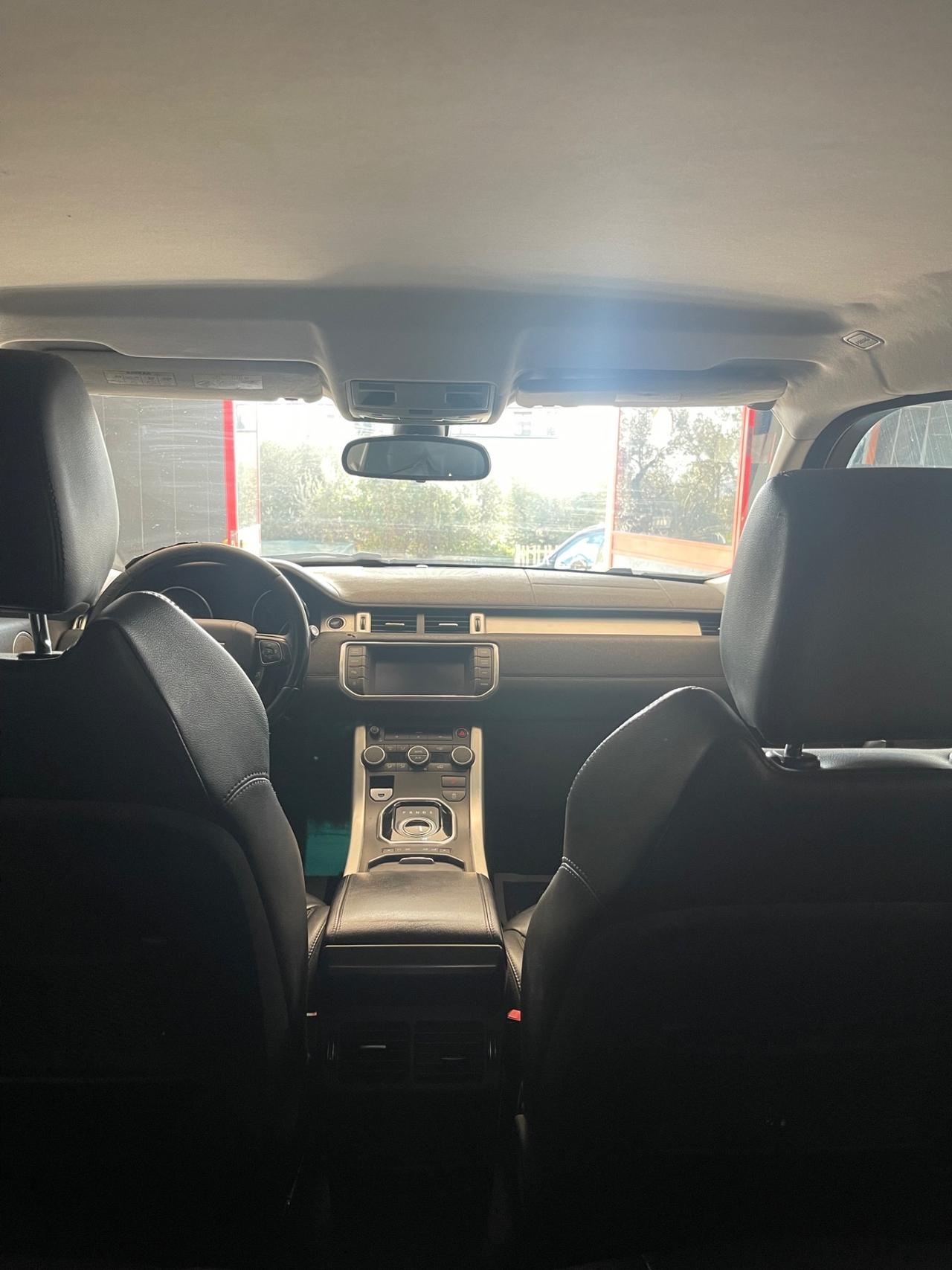 Land Rover Range Evoque 2.2 TD4 5p. Dynamic