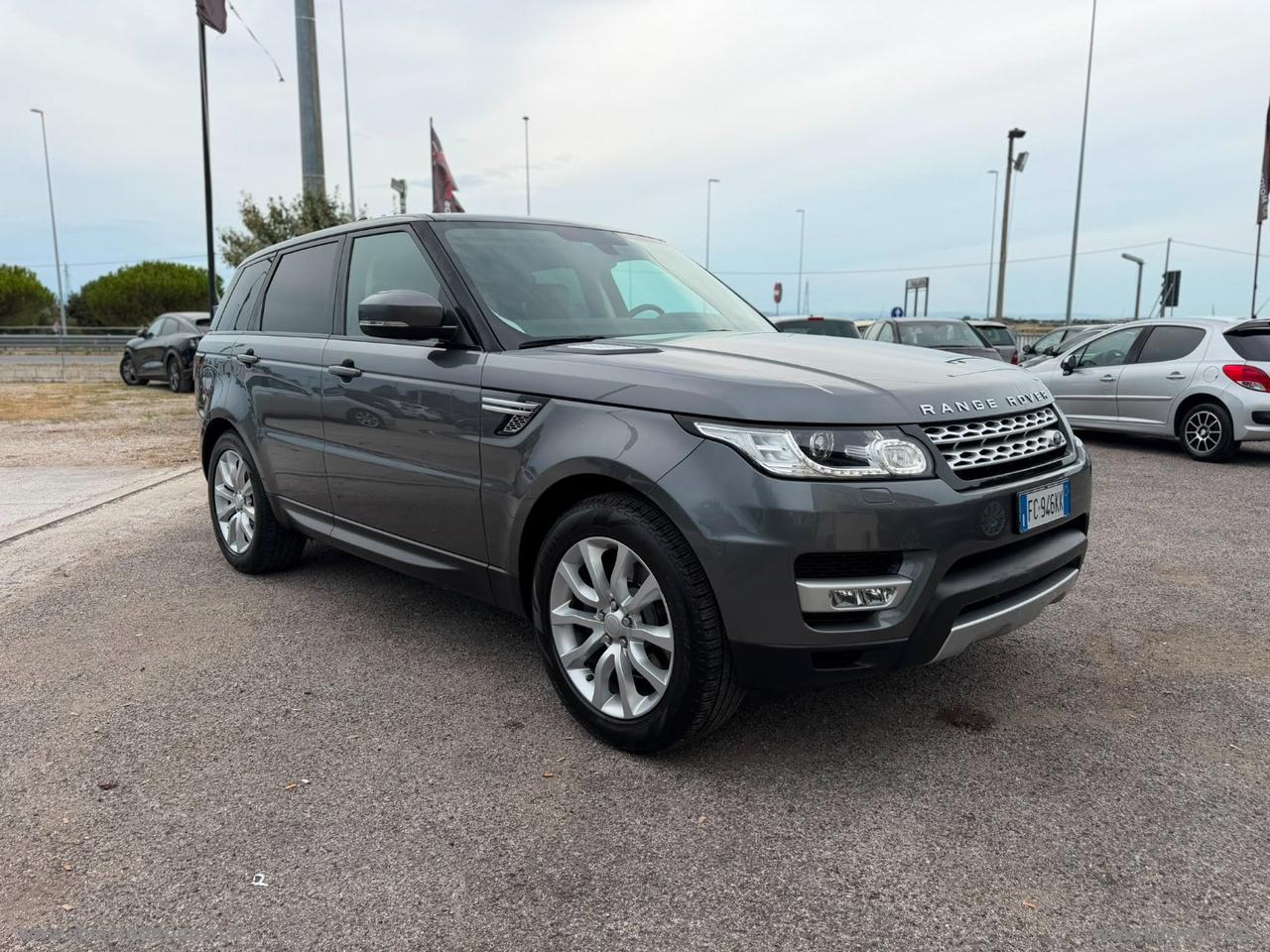 LAND ROVER Range Rover SPORT 3.0 TDV6 HSE