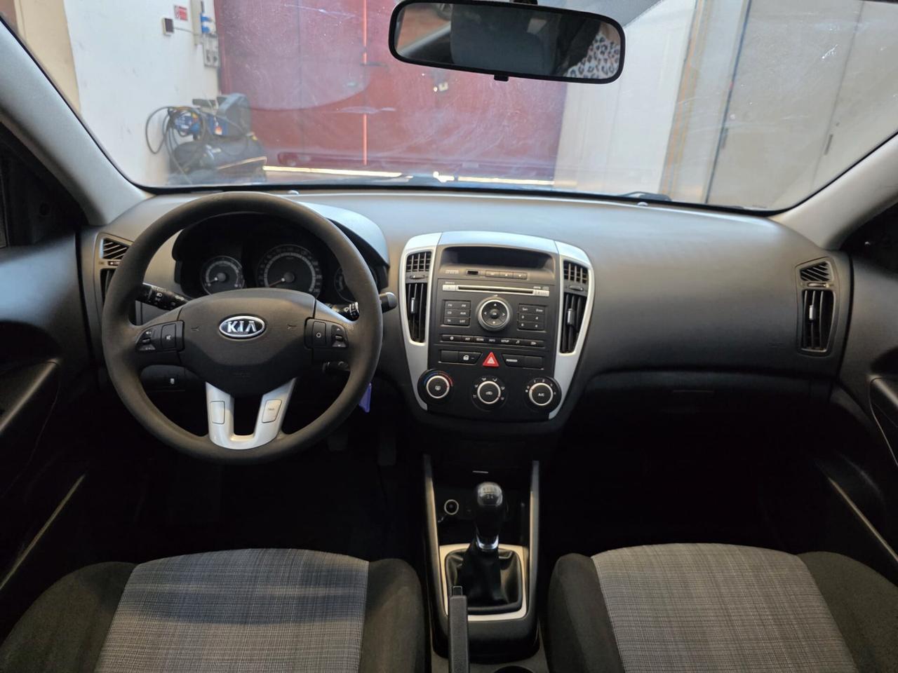 Kia Ceed cee'd Sp. Wag. 1.4 109CV EX Bi-Fuel neopat