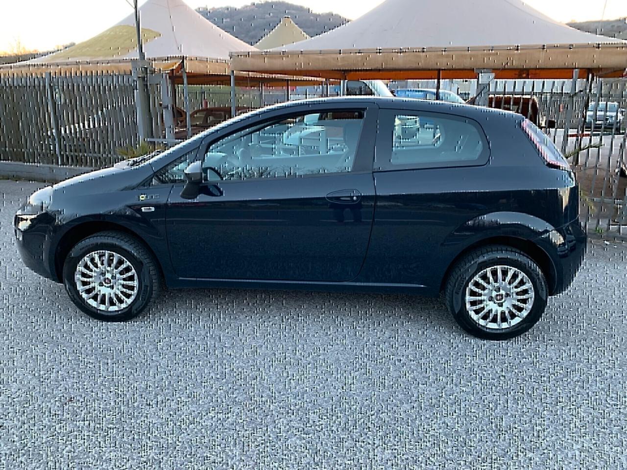Fiat Punto 1.4 8V Natural Power Young