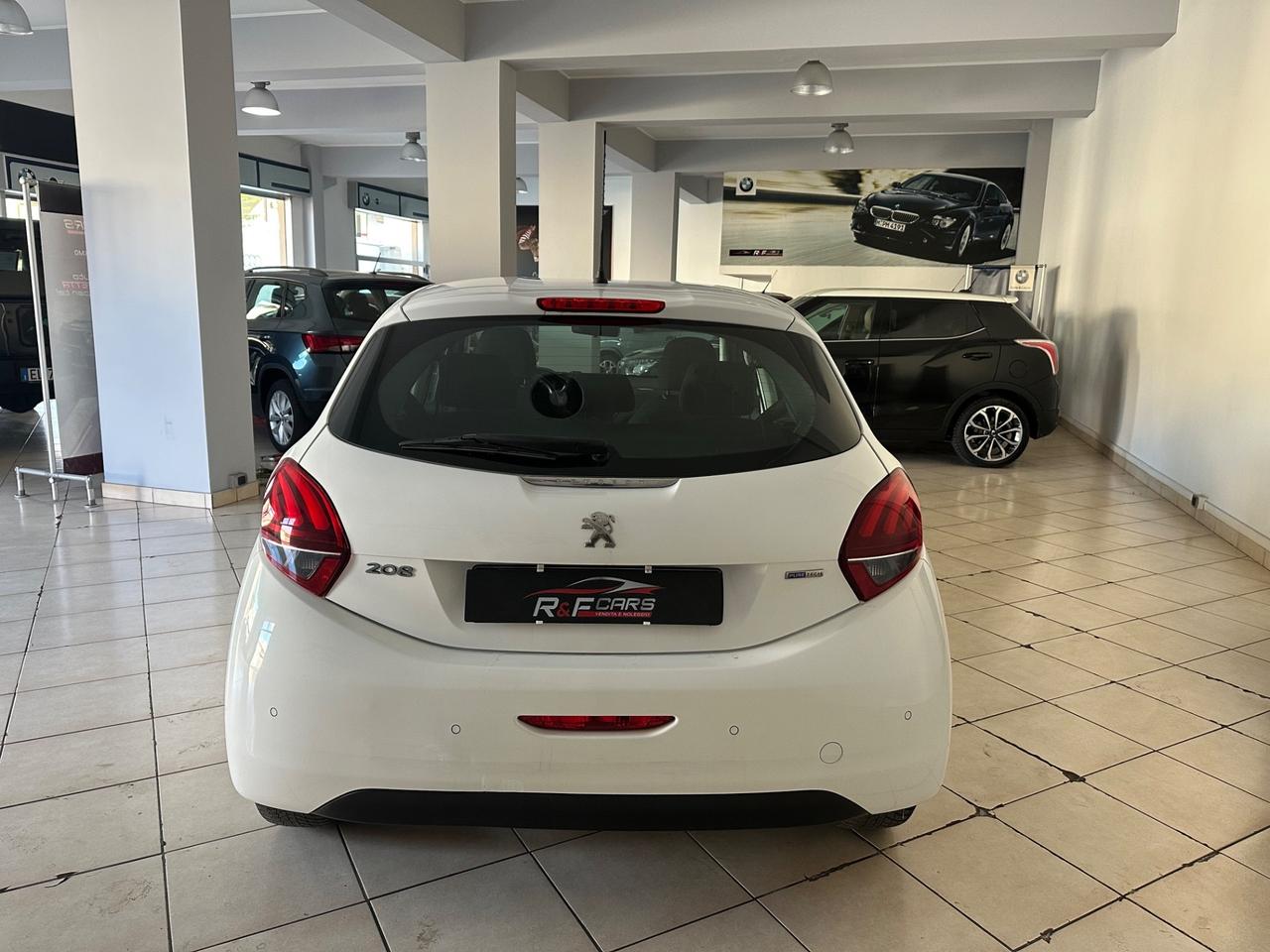 Peugeot 208 PureTech 82 5p. GPL Allure