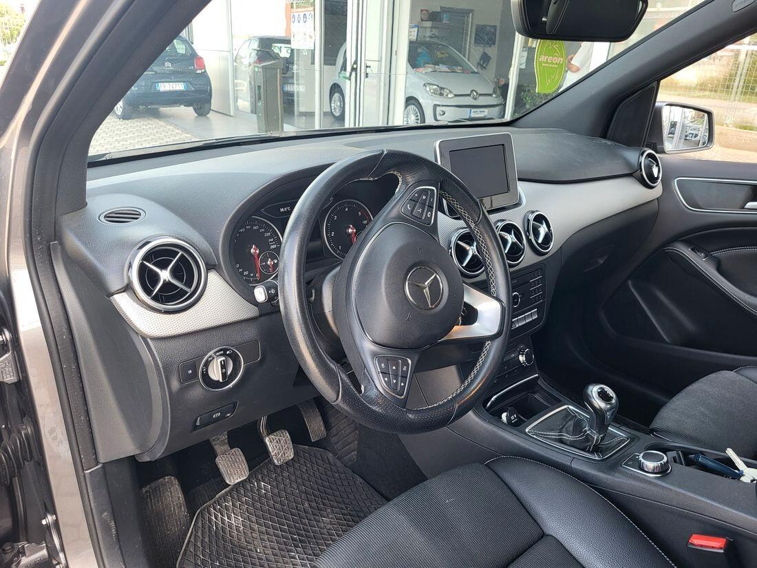Mercedes-benz B 180 d *** SPORT - FULL OPTIONALS *** EURO 6