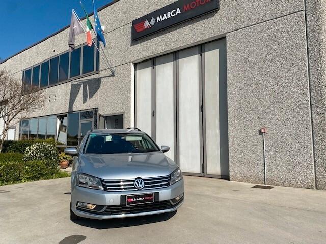 Volkswagen Passat VII 2011 Var. 2.0 TDI Comfortline Business