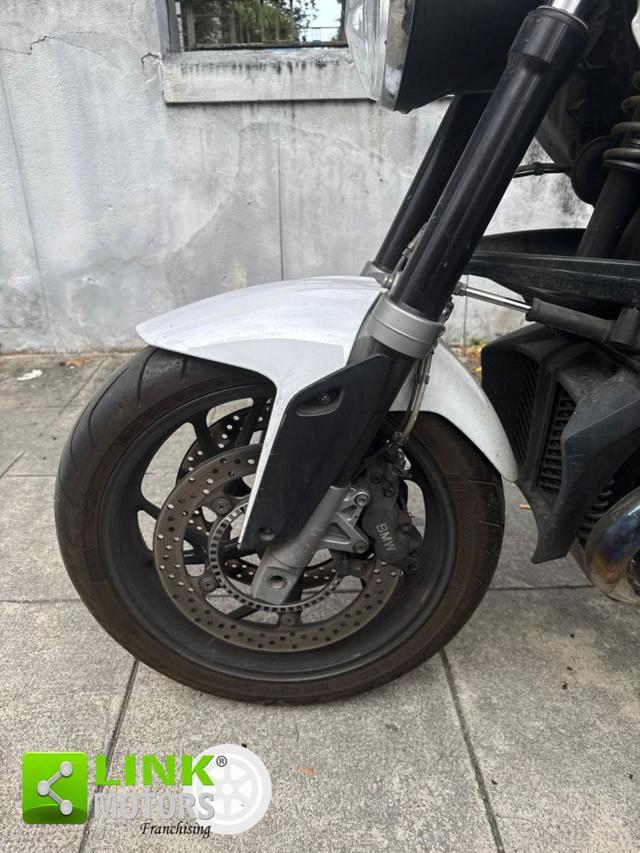 BMW R 1200 R Darkwhite Rarissima