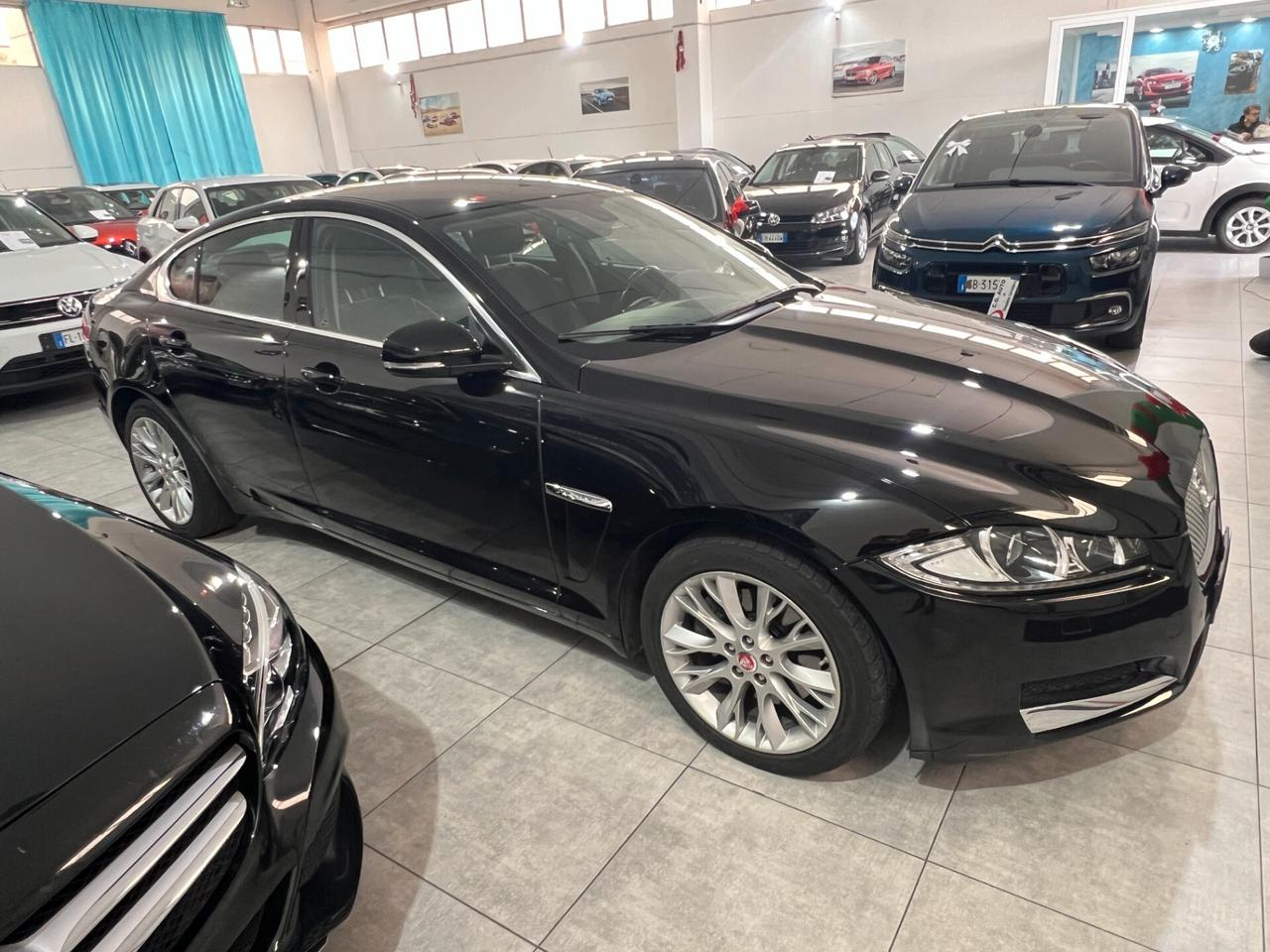 Jaguar XF 2.2 163 CV - Business Edition - 2014