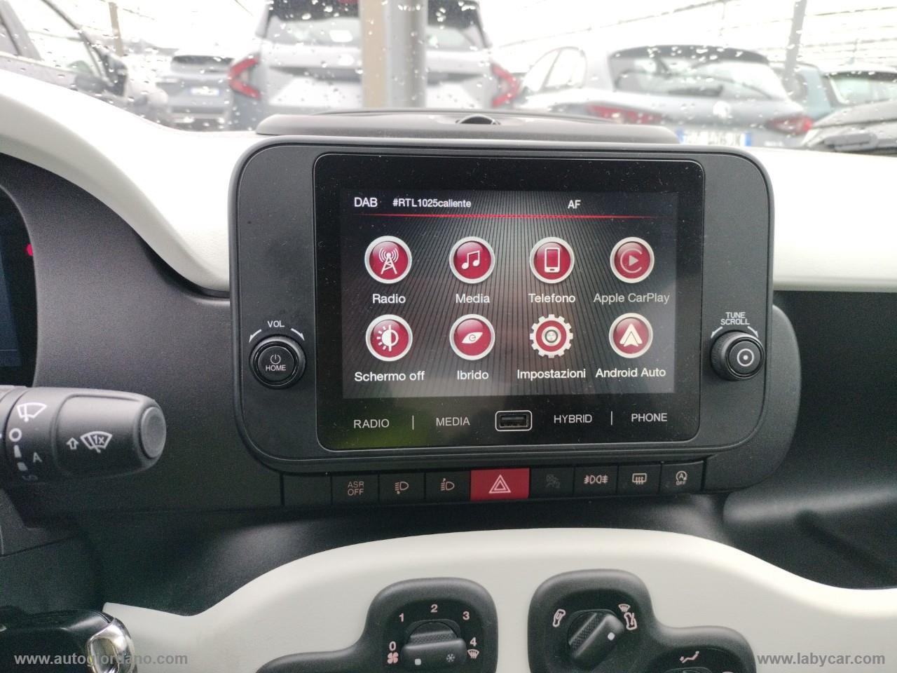 FIAT Panda 1.0 FireFly S&S Hybrid PACK CROSS