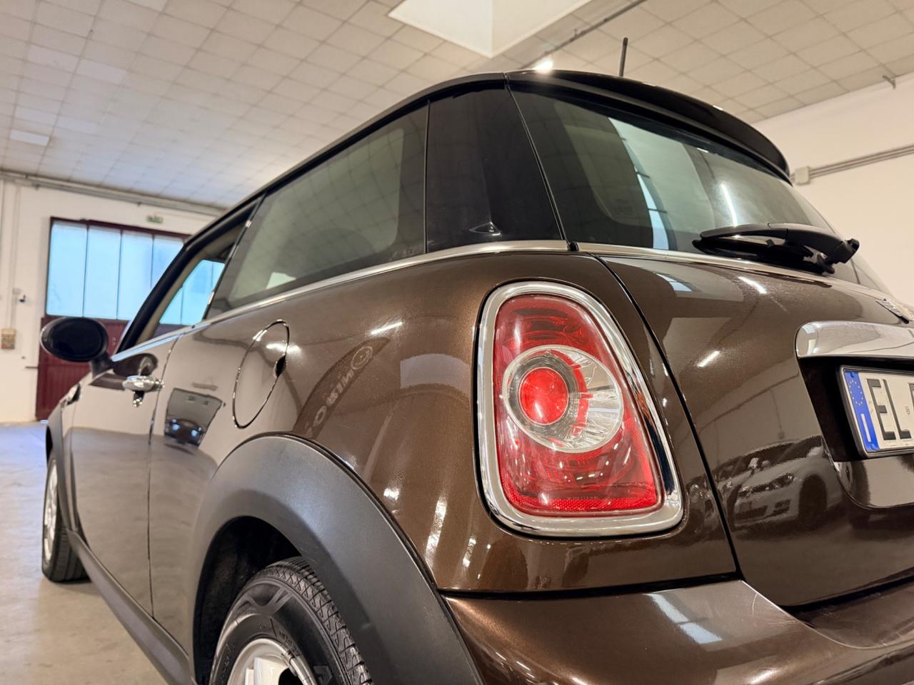 Mini 1.6 16V One (55kW)