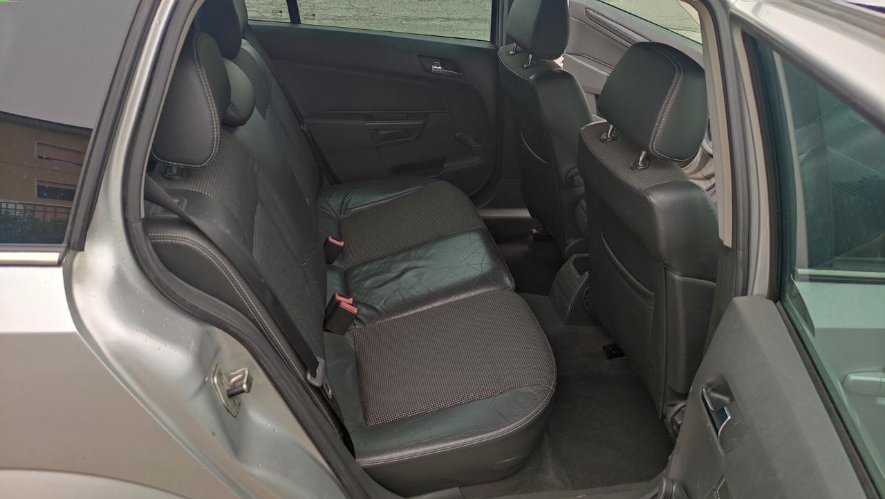 Opel Astra 1.6 16V Twinport Station Wagon NEOPATENTATI - 2005