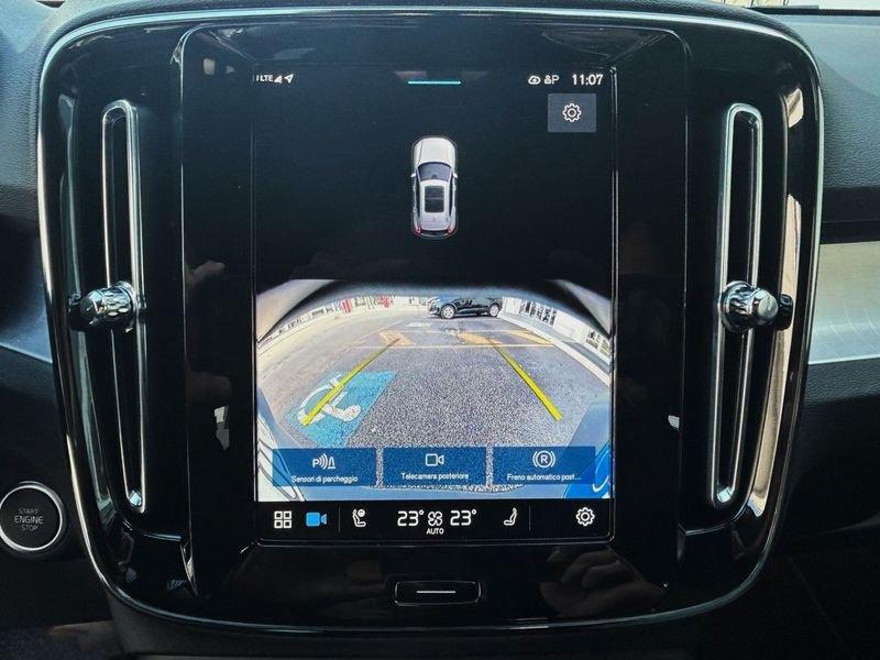 Volvo XC40 B3 163+14 CV Automatico LED Core