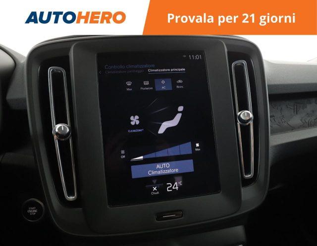 VOLVO XC40 T2 Geartronic Momentum Core