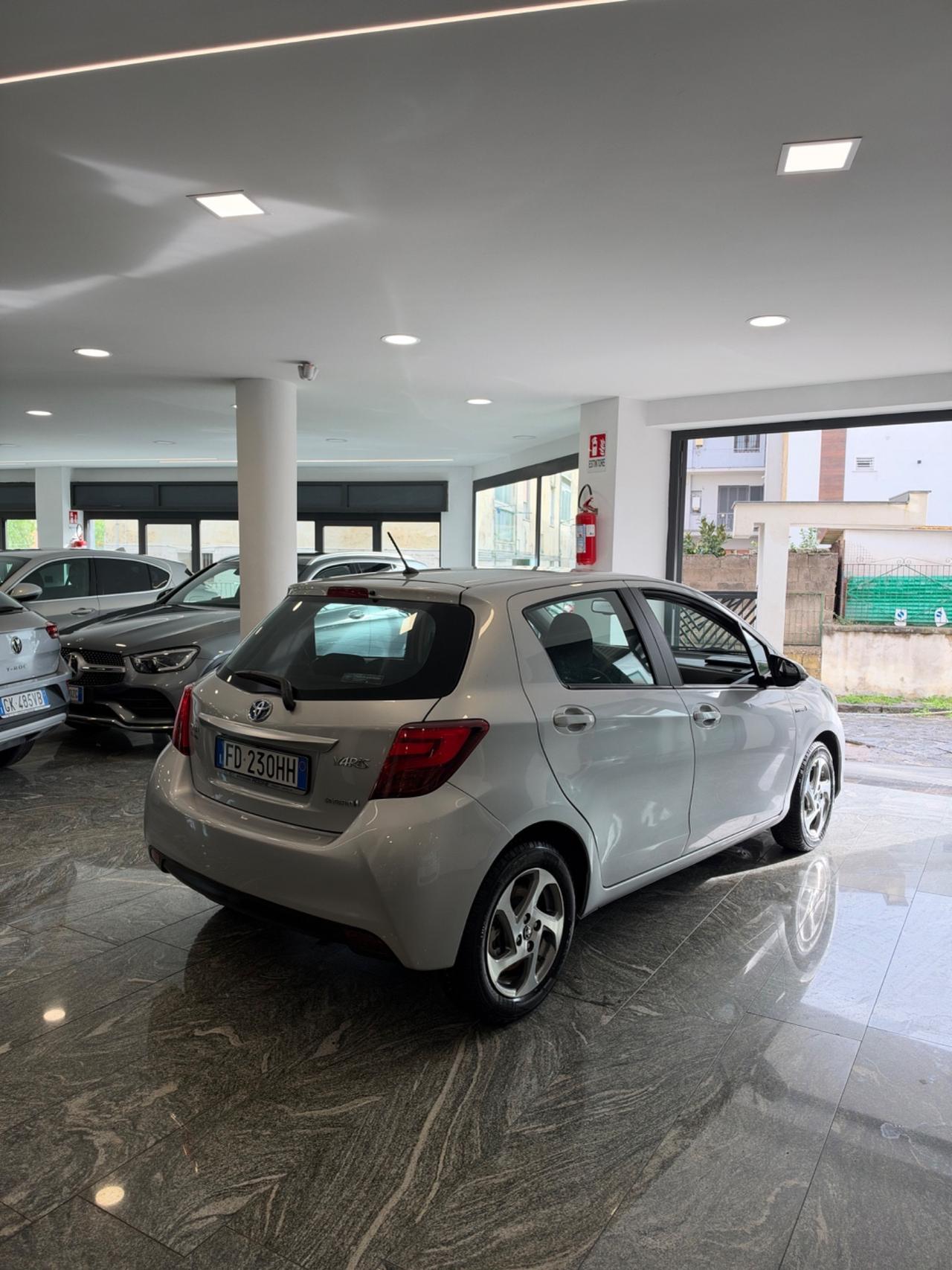 Toyota Yaris 1.5 Hybrid 5 porte Active