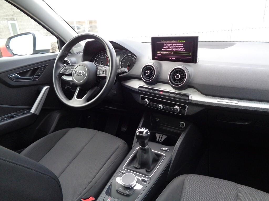 Audi Q2 35 TFSI Business