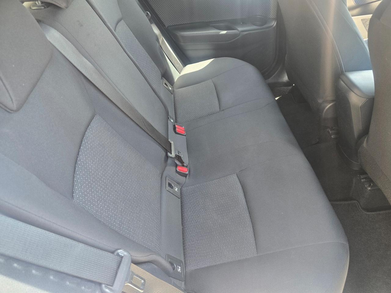 Toyota C-HR 1.8 Hybrid E-CVT Business