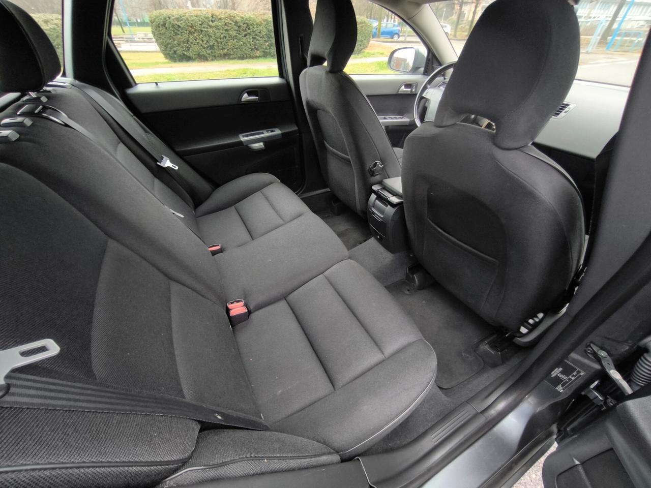 VOLVO V50 SW 1,6 D2 OK NEOPATENTATI