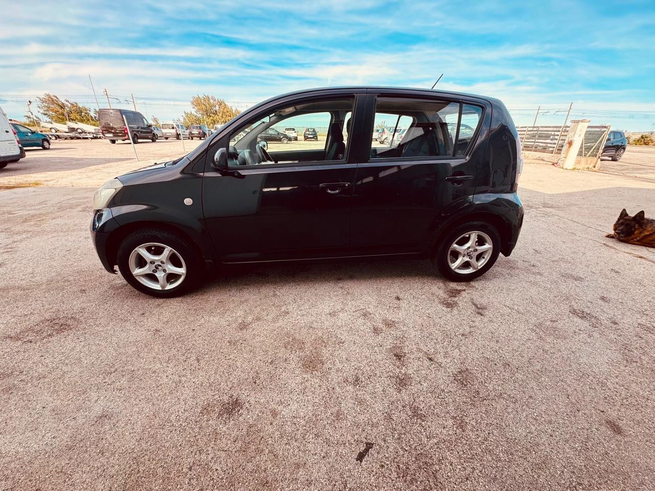Daihatsu Sirion 1.3 16V 4WD Mio