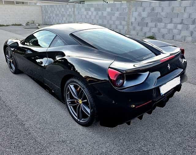 Ferrari 488 GTB sed Carbonio, TOTAL BLACK