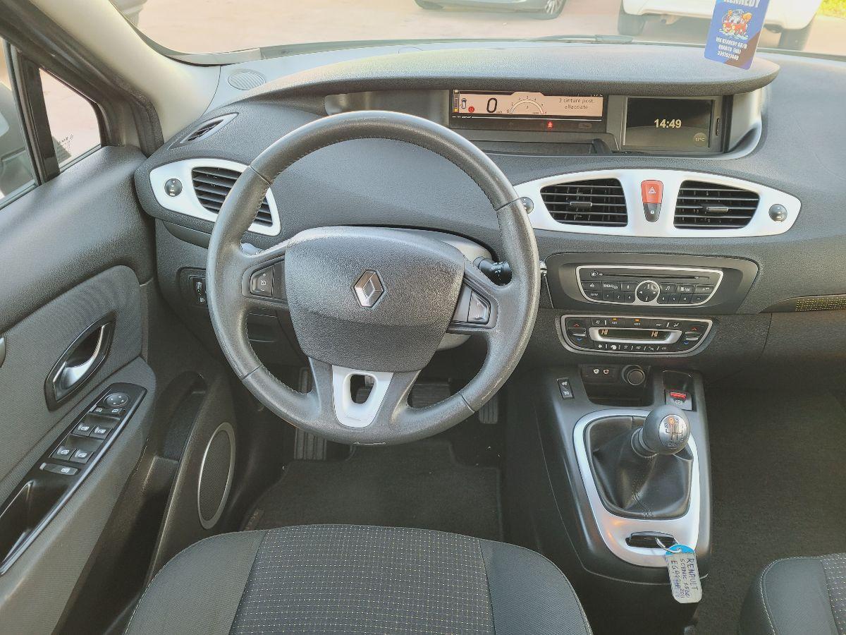 RENAULT - Scénic X-Mod - 1.5 dCi 110CV EDC Luxe