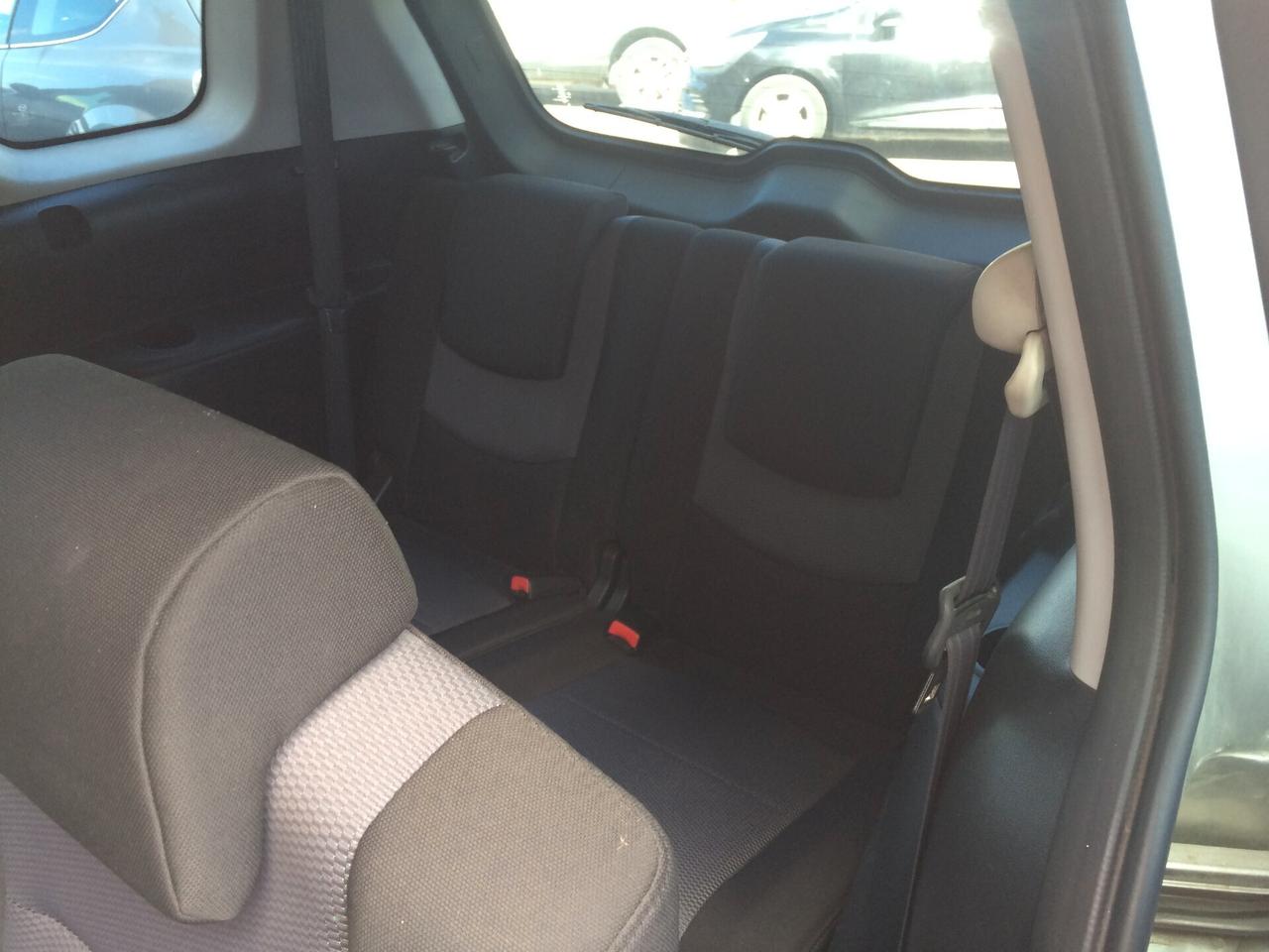 2006 Mazda 5 Mazda5 2.0 cdi 16V 110CV tagliandata !!!