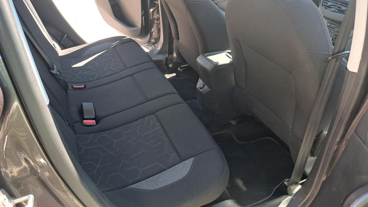 Peugeot 2008 PureTech 82 Allure