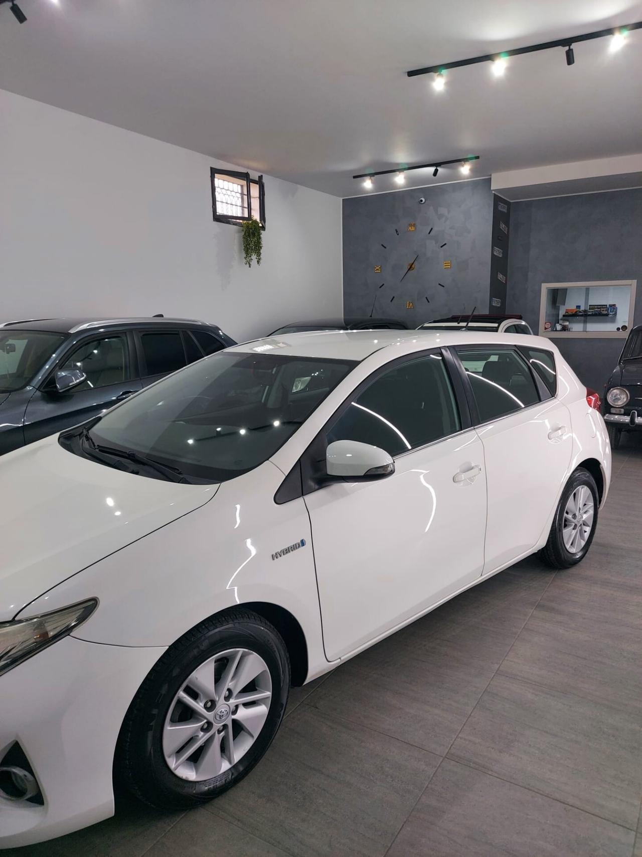 Toyota Auris 1.8 Hybrid 5 porte Lounge