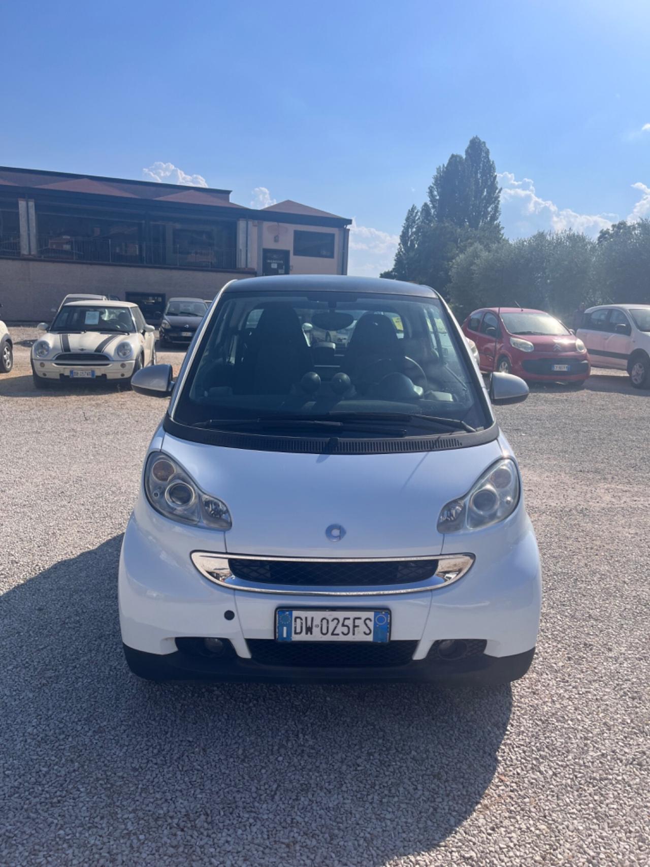 Smart ForTwo 1.0 MHD 2009 PERFETTA