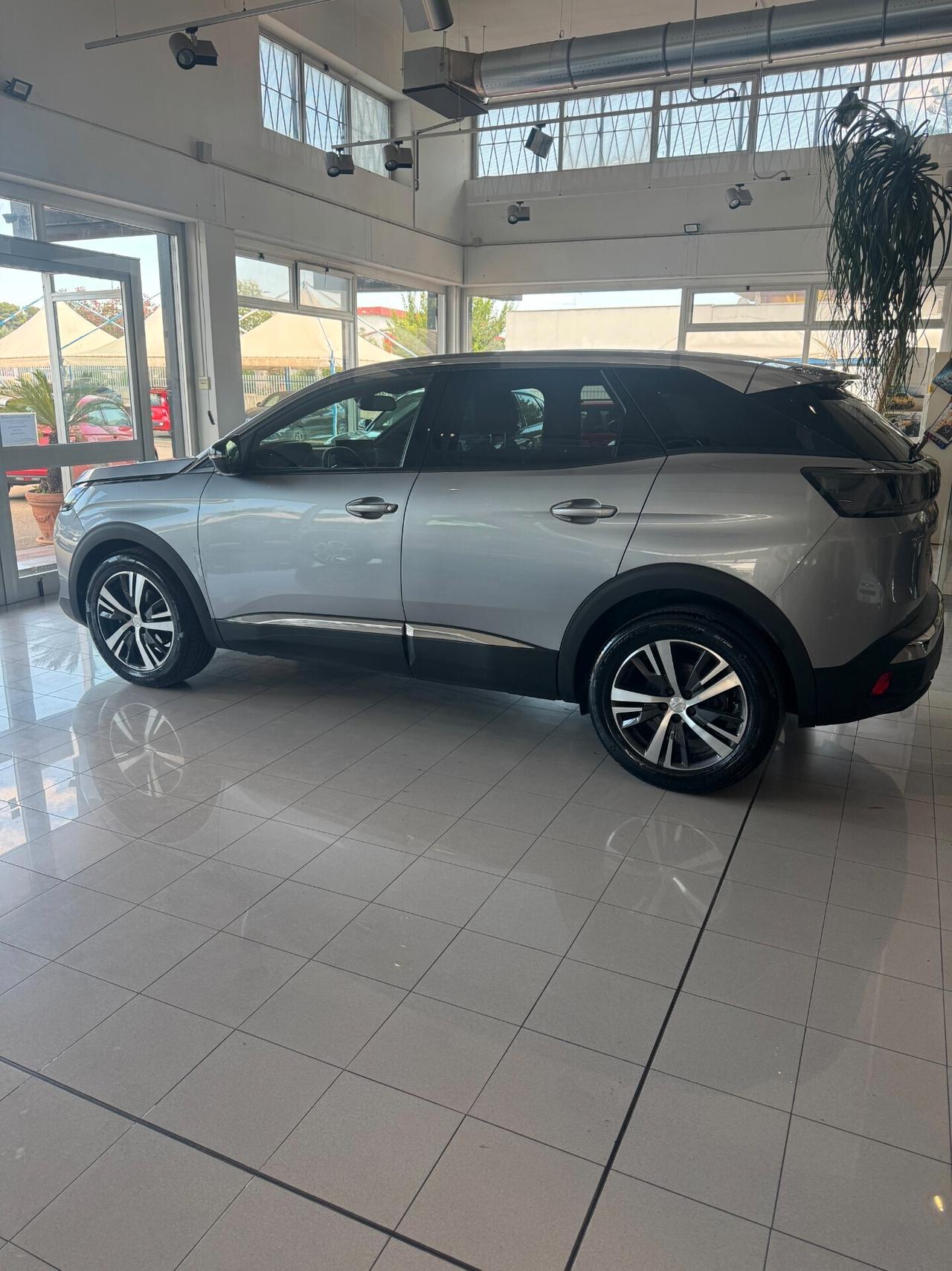 PEUGEOT 3008 HDi 130 S&S EAT8 Allure Pack FULL OPTIONAL IMMATRICOLAZIONE MAGGIO 2024