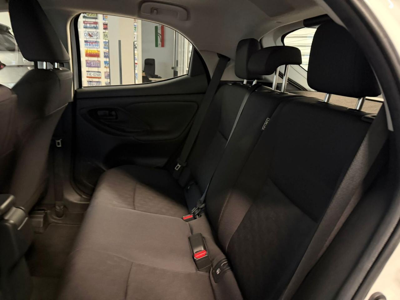 Toyota Yaris 1.5 Hybrid 5 porte Active