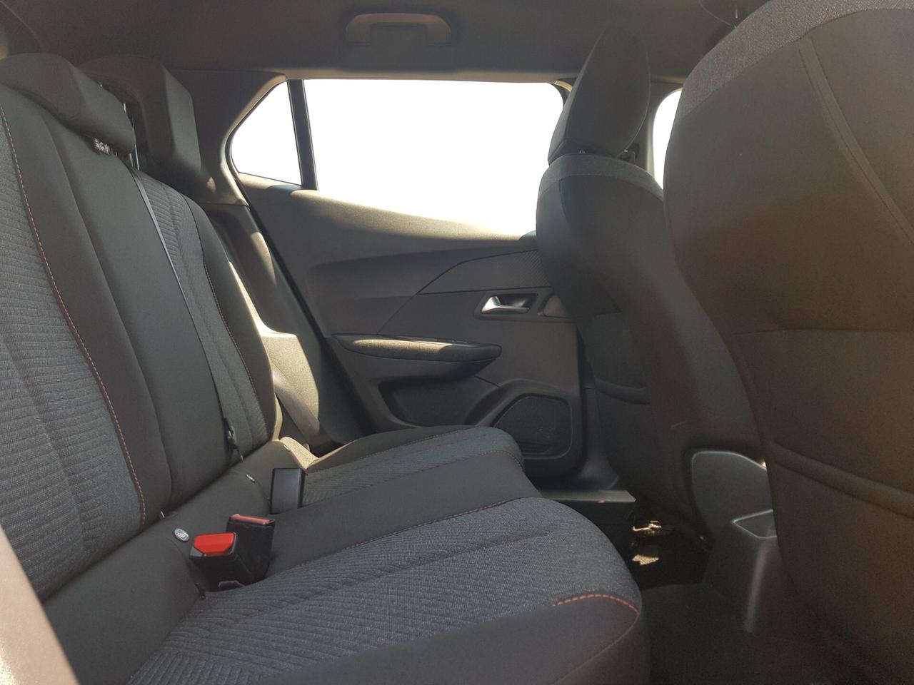 Peugeot 2008 2025 20.000 km – Come nuova