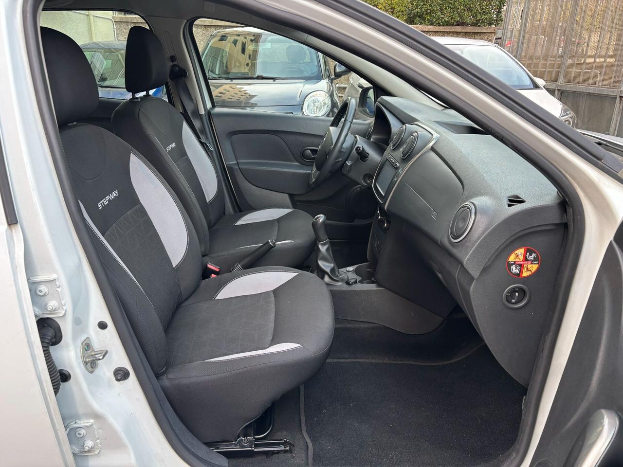 Dacia Sandero Stepway 0.9 TCe 12V GPL 90CV Start&Stop DISTRIBUZIONE NUOVA