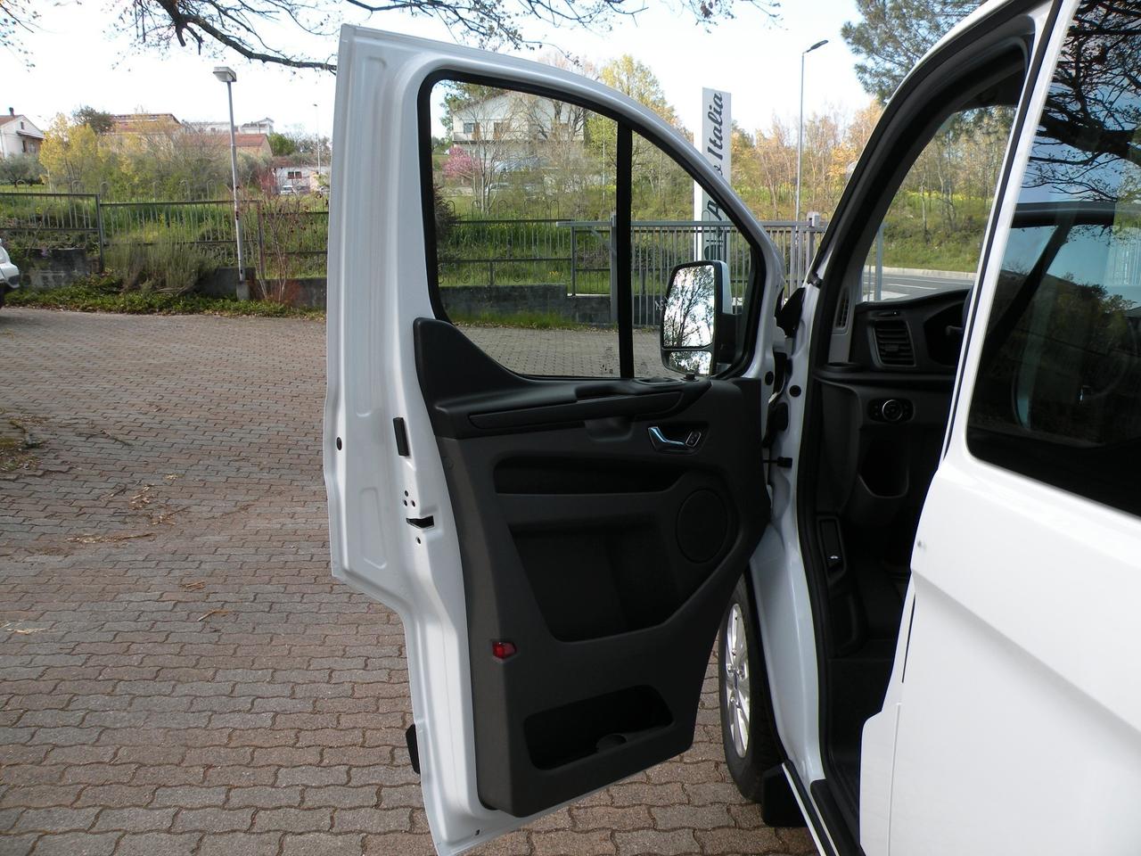 FORD TRANSIT CUSTOM 9 POSTI - NOLEGGIO