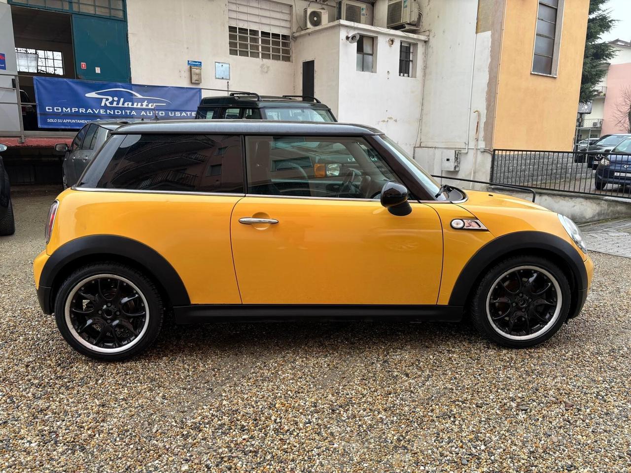 Mini 1.6 16V Cooper S 128kw