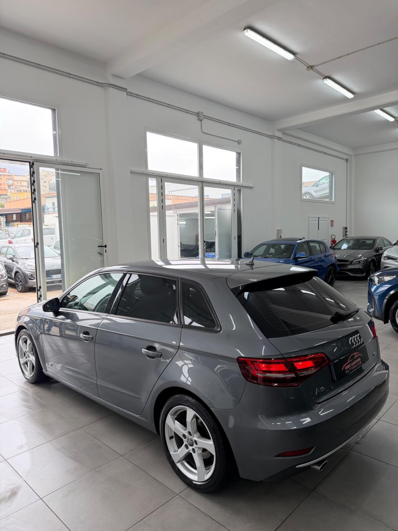 Audi A3 SPB 1.6 TDI 116 CV Sport FINANZIABILE