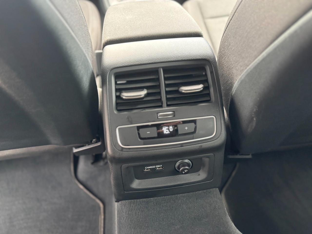 Audi A4 Avant 30 TDI/136 CV S tronic Business