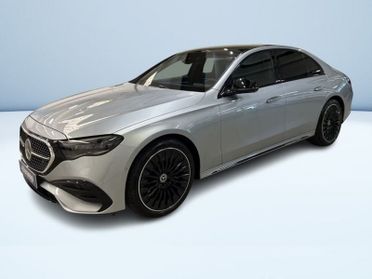 Mercedes-Benz Classe E 220d 4Matic Berlina AMG Line Advanced Plus