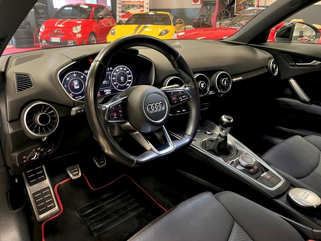 Audi TT Coupé 2.0 TDI ultra Design