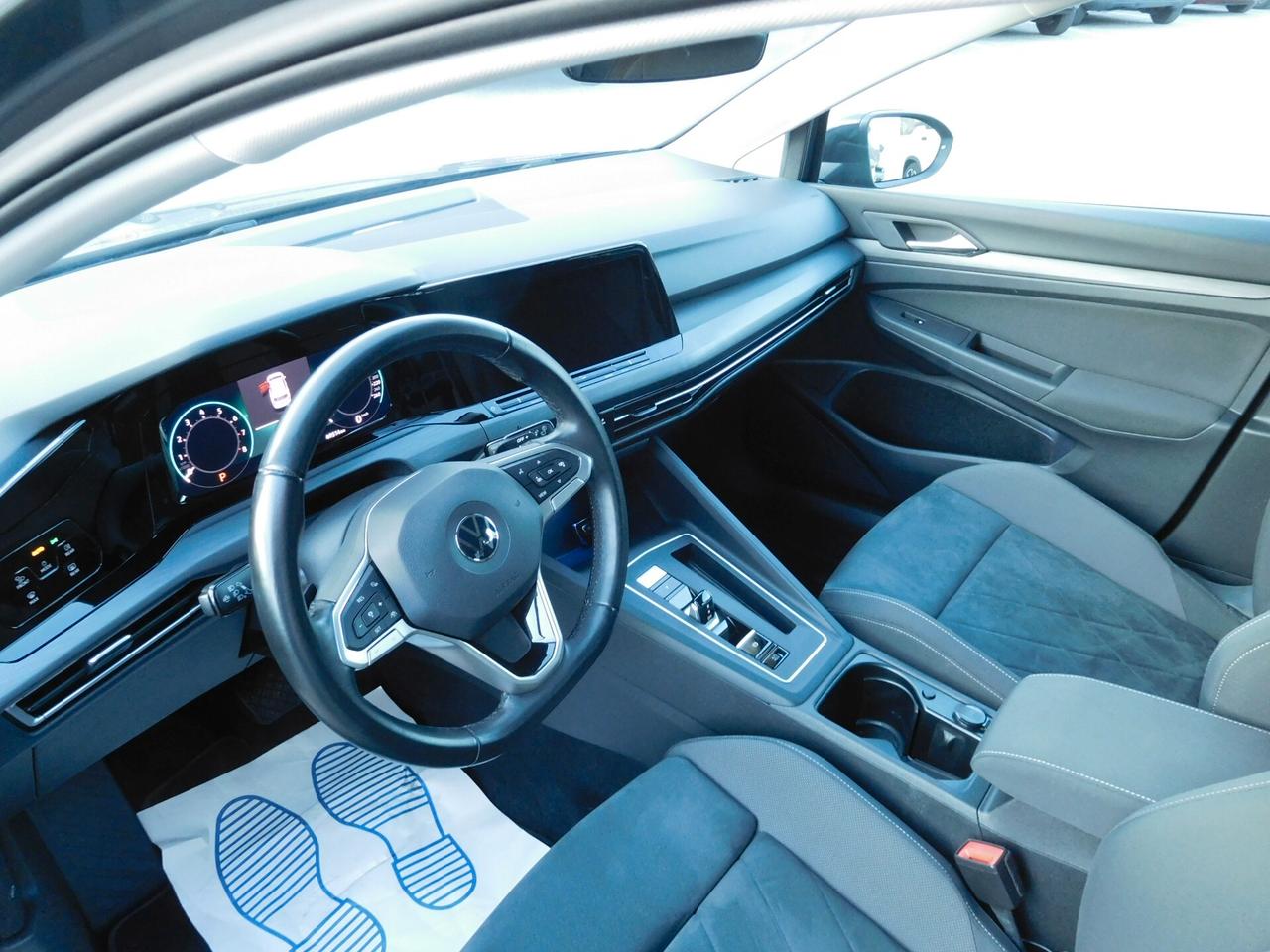 Volkswagen Golf 1.5 eTSI 130 CV EVO ACT DSG Style