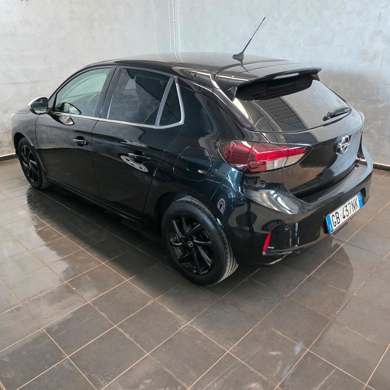 Opel Corsa NEOPATENTATI