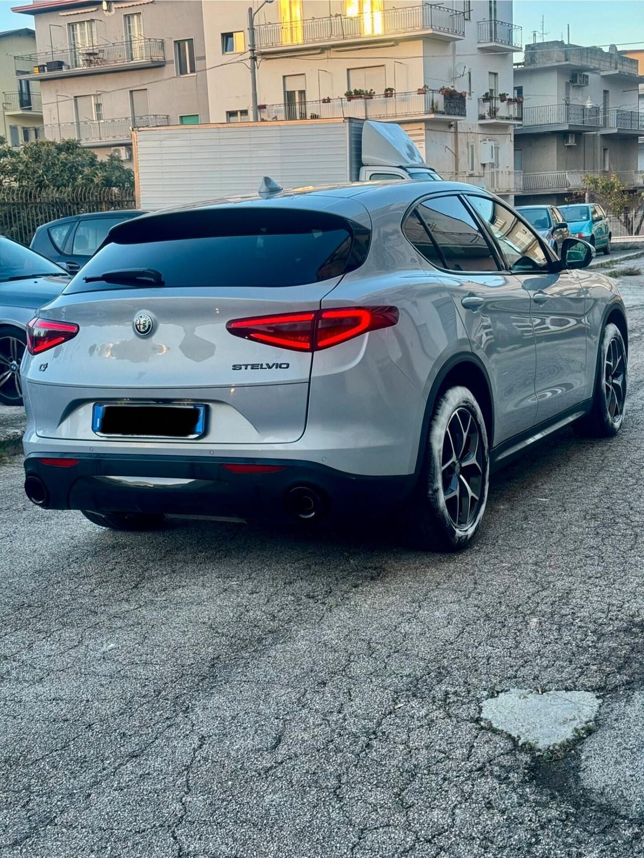 Alfa Romeo Stelvio 2.2 Turbodiesel 190 CV AT8 Q4 Sprint