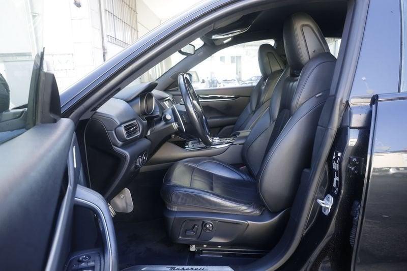 Maserati Levante Maserati Levante V6 Diesel 275 CV AWD Granlusso 202KW ANNO 2019